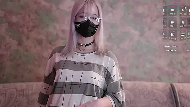 Yunakiss online show from March 1, 9:14 pm