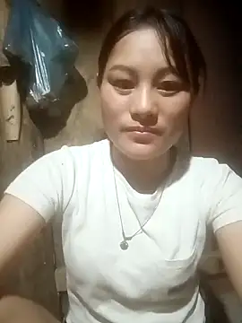 Momo-biki online show from March 27, 10:10 pm