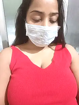 MidnightVibes  online show from February 21, 5:35 pm