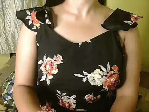 Ishaa 03 online show from June 4, 3:05 pm