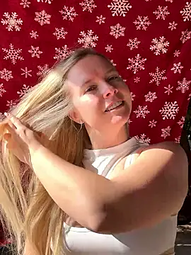 Ellie-rosee online show from March 2, 7:15 am