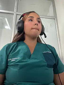 Noa Harper- online show from April 16, 9:39 pm