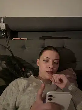 SofieKayla online show from February 7, 7:18 pm