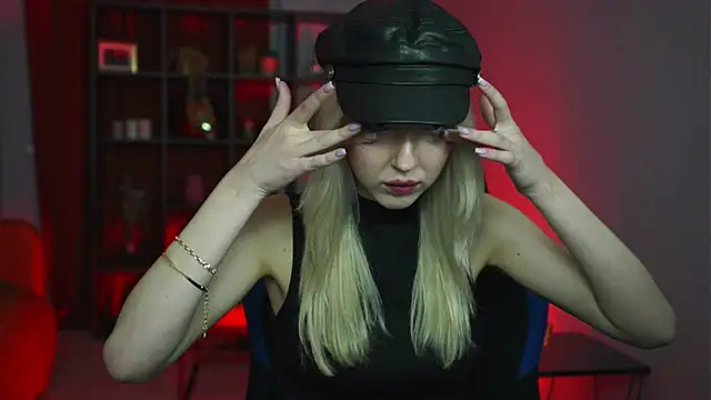 MaoqiBeverly online show from February 9, 6:32 pm