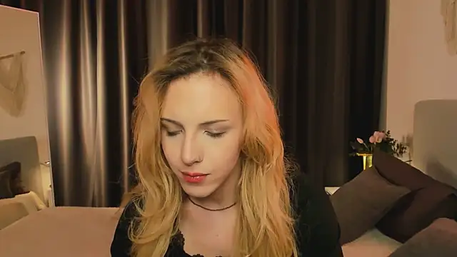 Tiffany  King online show from April 11, 6:30 am