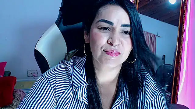 hotsweet-69 online show from July 16, 5:01 am