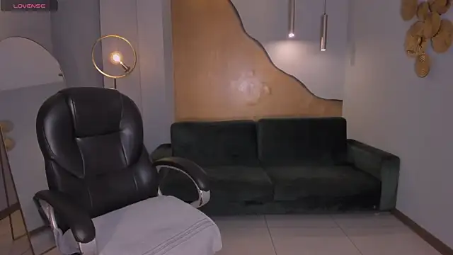 IsabellaMorettiX online show from February 26, 4:22 am