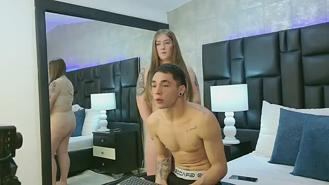 KarlaAndMike online show from February 4, 4:04 am