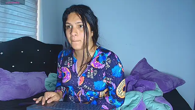 alys love online show from February 24, 7:01 pm