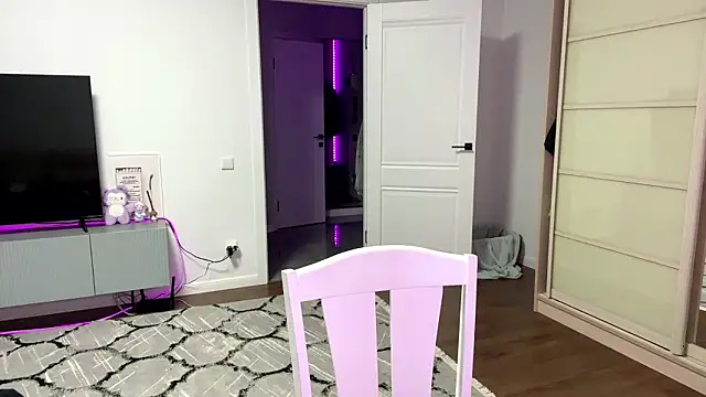 DannSago online show from February 23, 5:45 pm