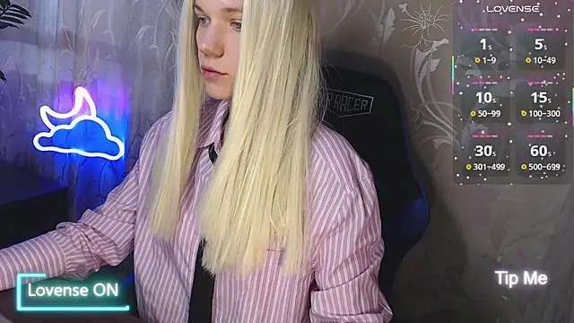 Shiny Victoria online show from March 29, 9:41 am