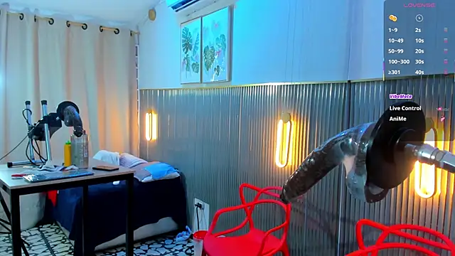 nazly bigass online show from April 10, 8:37 pm