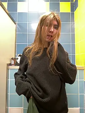 Bubble Chloe online show from February 19, 11:54 am