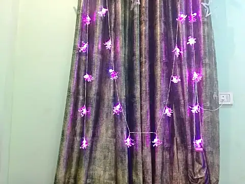 LIZNA 0 online show from March 3, 6:47 pm