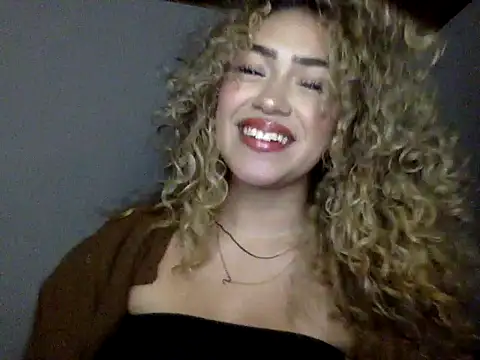 Maddy Beluci online show from March 5, 5:03 am