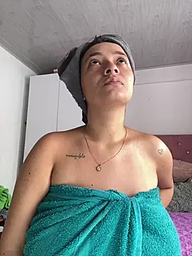 JulietaRiios online show from July 12, 8:53 pm