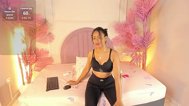 Nalapalmer online show from May 20, 7:55 pm