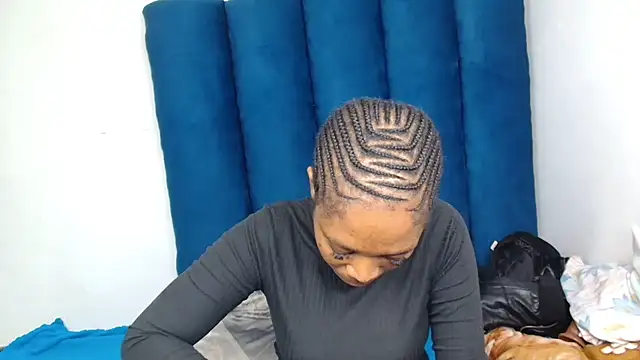 ForeverSexy  online show from March 11, 5:59 pm