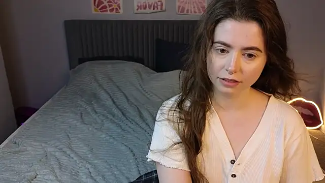 LovingWhisperr online show from February 19, 1:16 am