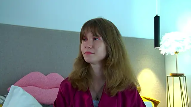 MilaMaelis online show from February 28, 12:37 pm