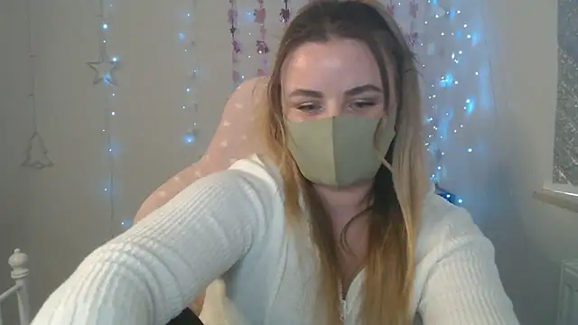 Avelina1 online show from March 13, 12:50 pm