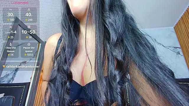 lizza oss online show from February 11, 12:17 pm