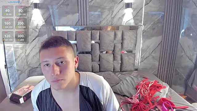 Manson and Zoe online show from February 9, 3:25 pm