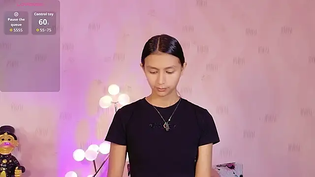 ThinPrincesss online show from March 26, 1:02 pm