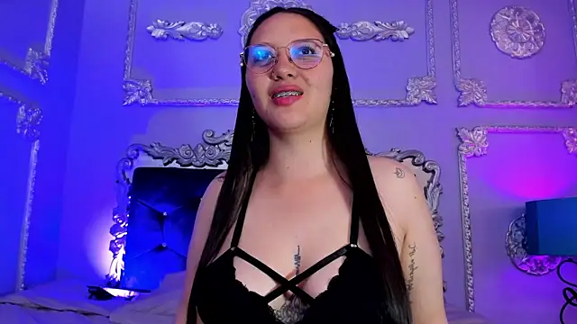 SofiaCrust online show from February 11, 9:05 pm