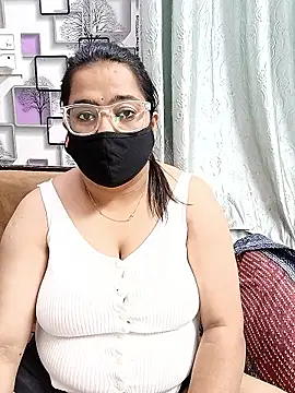 GangbangCouple online show from March 3, 6:25 pm