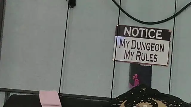 bellaskeykeeper online show from February 24, 5:11 pm