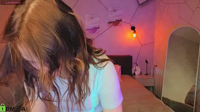  Kiki angel  online show from March 25, 1:55 am