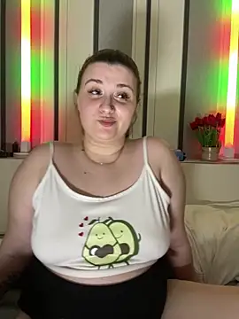 lipsi vikki online show from February 9, 8:11 pm