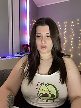 lipsi vikki online show from February 15, 7:02 pm