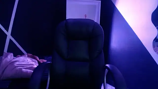 Vyoleta22 online show from March 10, 11:36 am