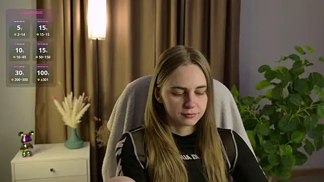 Erica Grace online show from April 16, 4:57 am