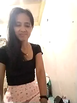 sweet maxine44 online show from March 28, 11:03 pm