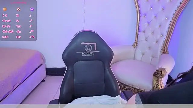 MAHYRA TAY online show from March 23, 7:09 pm