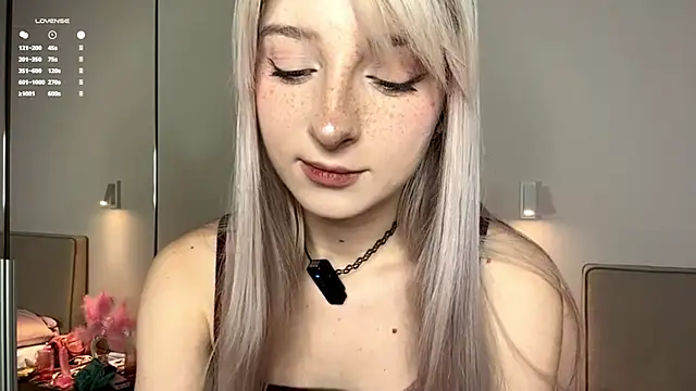 EvaQT online show from February 9, 8:05 am