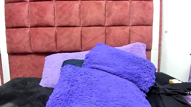 DAKOTALUCIFENA online show from February 28, 3:17 am