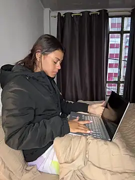 RachelWeisz  online show from February 15, 11:09 am