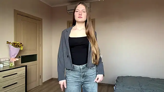 Milayouknow online show from March 19, 12:20 pm