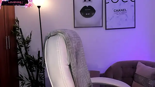 nix rave1 online show from March 17, 8:35 pm