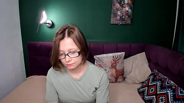 EmmaEthereal online show from April 4, 1:37 am