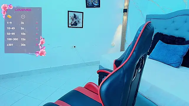 Nina rouge77 online show from February 11, 7:15 pm