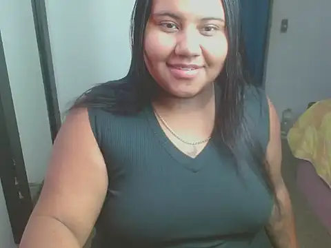 naomyandpablot online show from May 26, 9:25 pm