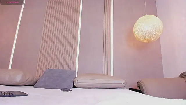 eva lain online show from March 20, 12:32 pm