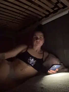 LaraHolt online show from February 21, 9:04 pm