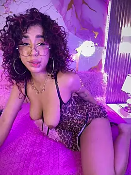 Woo isDaphne online show from March 1, 1:16 am