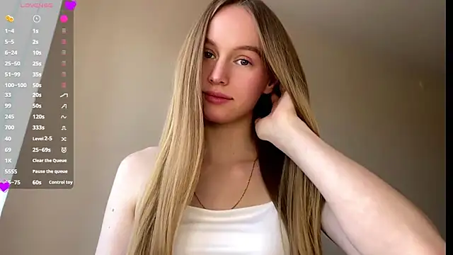 Viktoria Vibes online show from April 4, 3:22 pm